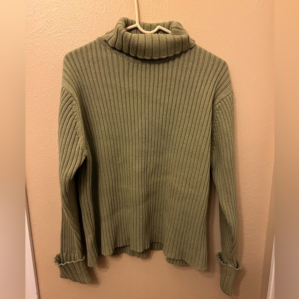 Green Turtle Neck Sweater!